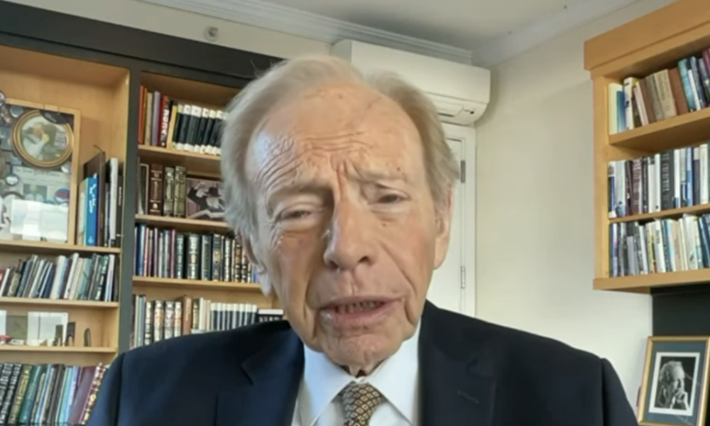 Former US Senator Joe Lieberman Dies After Falling